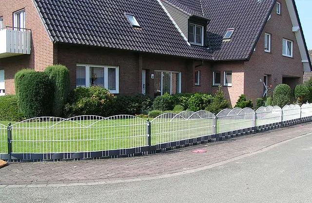 Zierzaun